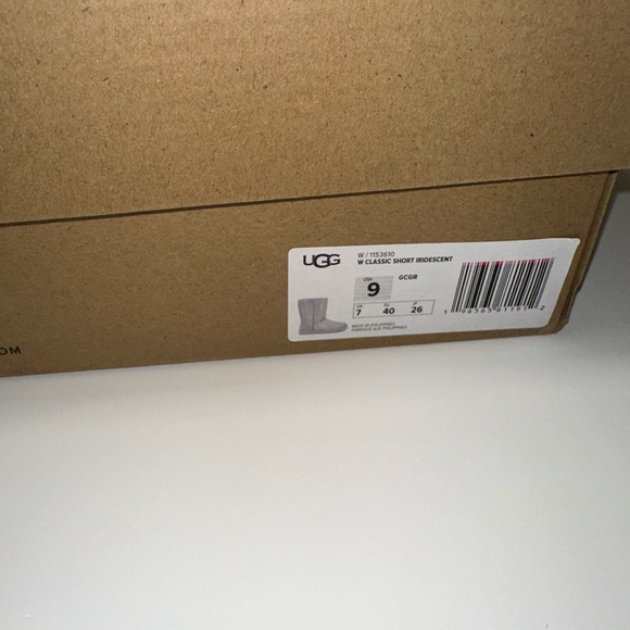 Women’s Iridescent Ugg Boots - Picture 12 of 12